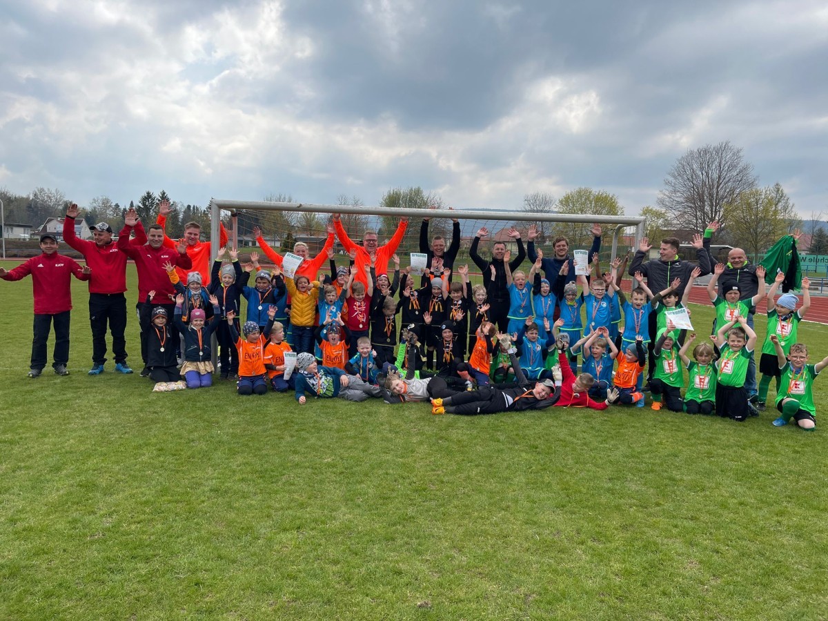 Saisoneröffnung der Bambinis zum Fair Play Cup 2022