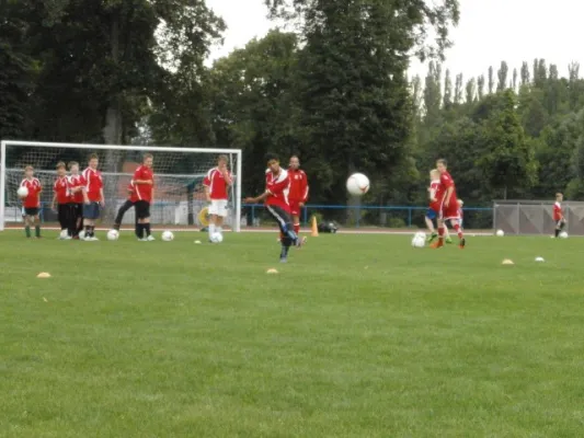 01 - Rot-Weiß Camp 2013