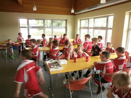 01 - Rot-Weiß Camp 2013