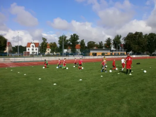 01 - Rot-Weiß Camp 2013