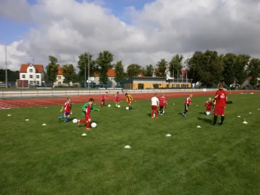 01 - Rot-Weiß Camp 2013