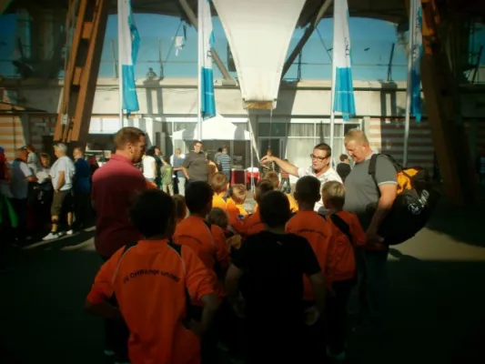 Einlaufkids RWE vs. HSV