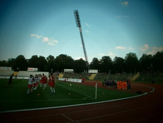 Einlaufkids RWE vs. HSV