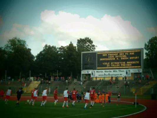Einlaufkids RWE vs. HSV