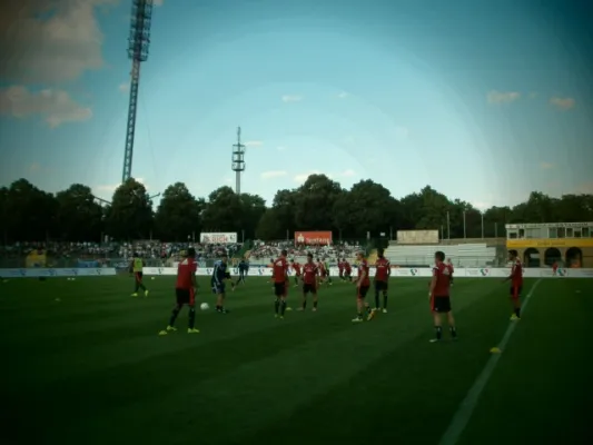 Einlaufkids RWE vs. HSV