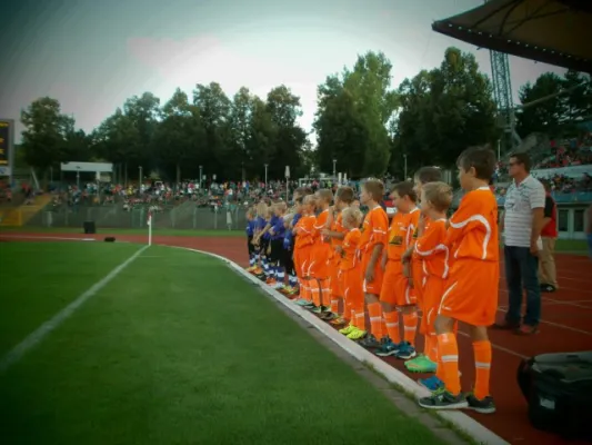 Einlaufkids RWE vs. HSV