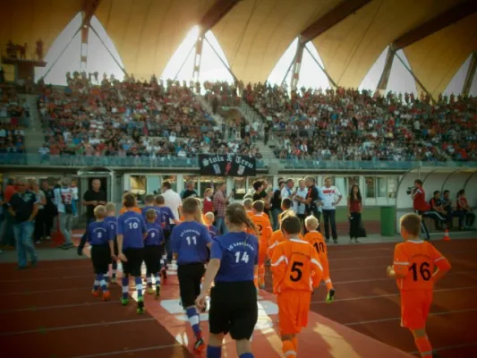 Einlaufkids RWE vs. HSV