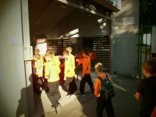 Einlaufkids RWE vs. HSV