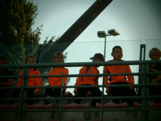 Einlaufkids RWE vs. HSV