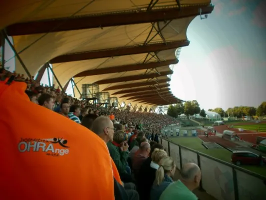 Einlaufkids RWE vs. HSV